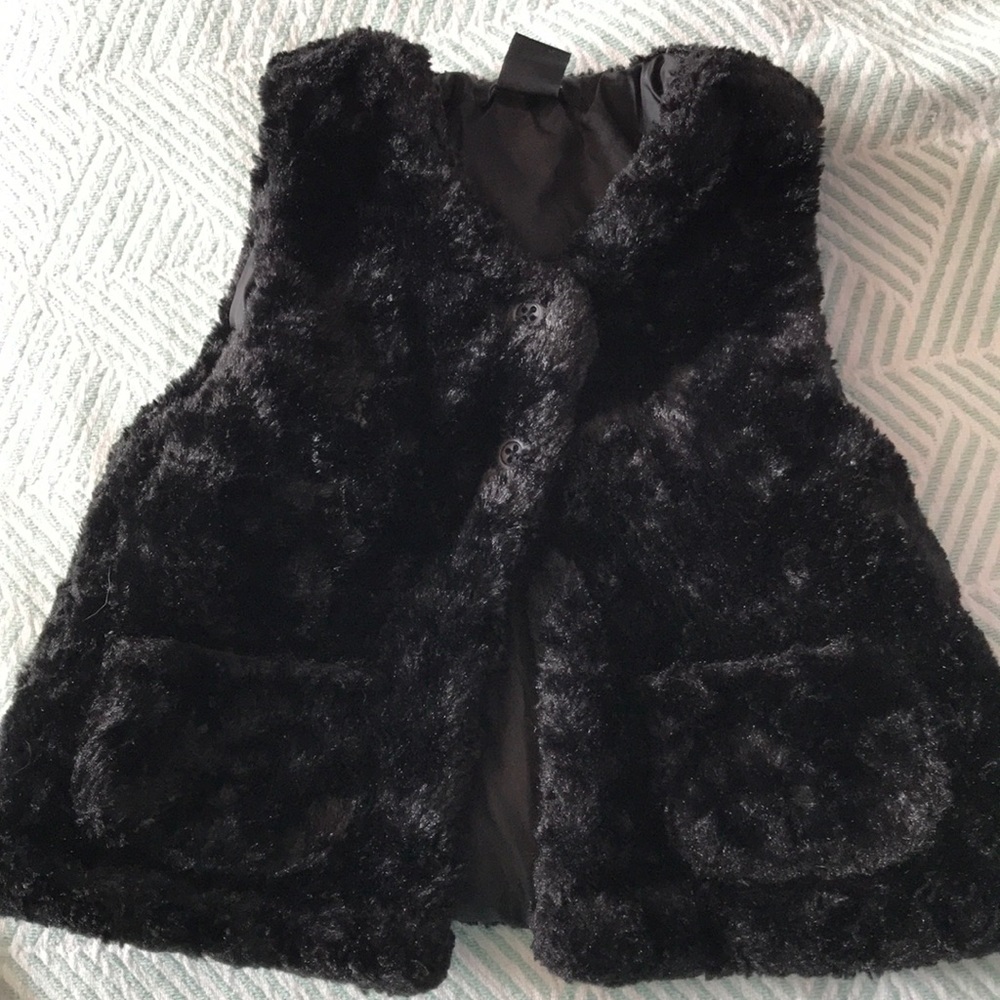 Adorable faux fur vest